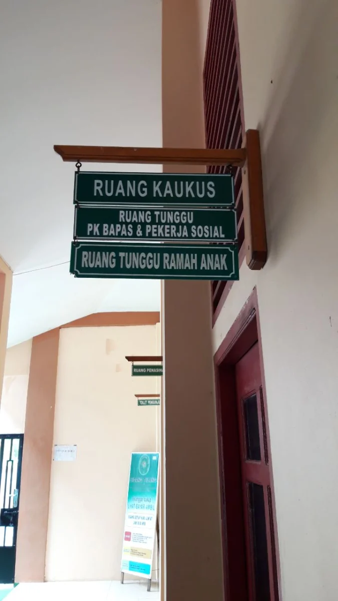 ruang tunggu anak